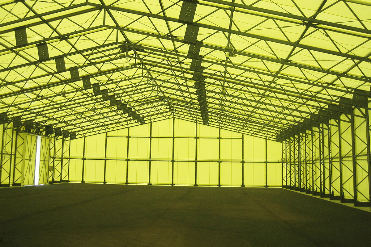 神戸新築テント倉庫